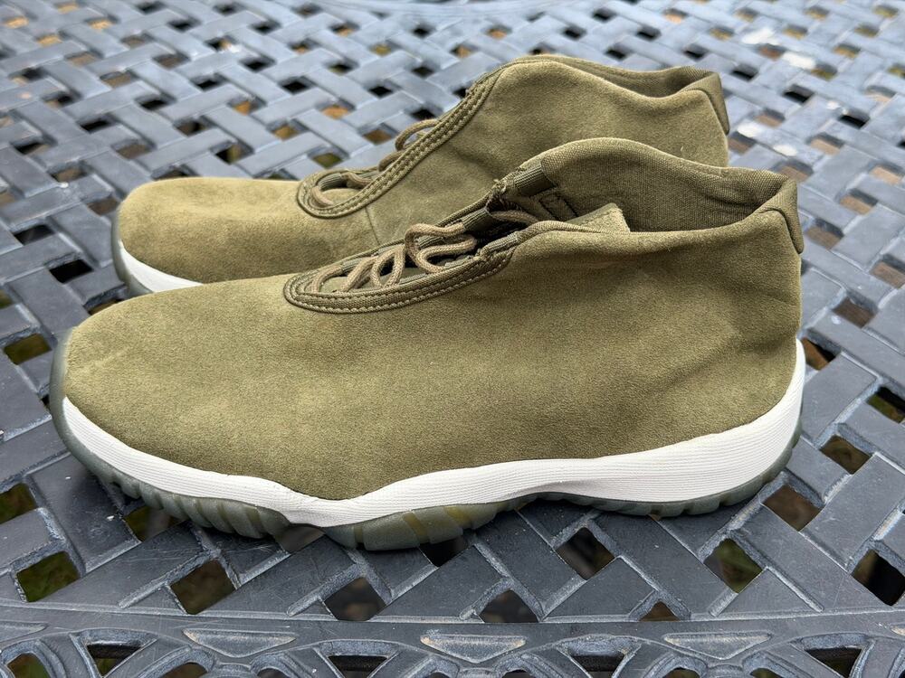Air Jordan Future Olive Suede AR0726 300 Mid Top Shoes Women's 8.5